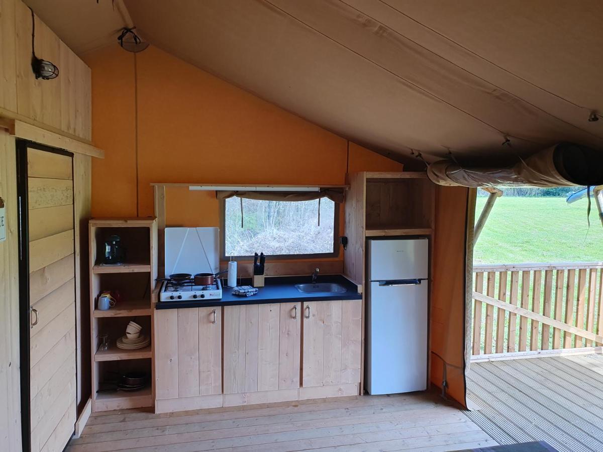 Luxury Safari Tents At Moulin Du Pommier Glamping & Camping Saulgond Екстериор снимка
