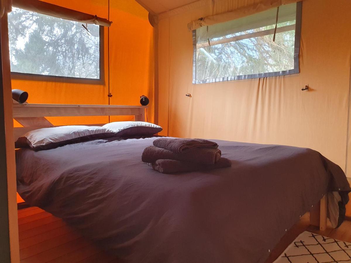 Luxury Safari Tents At Moulin Du Pommier Glamping & Camping Saulgond Екстериор снимка