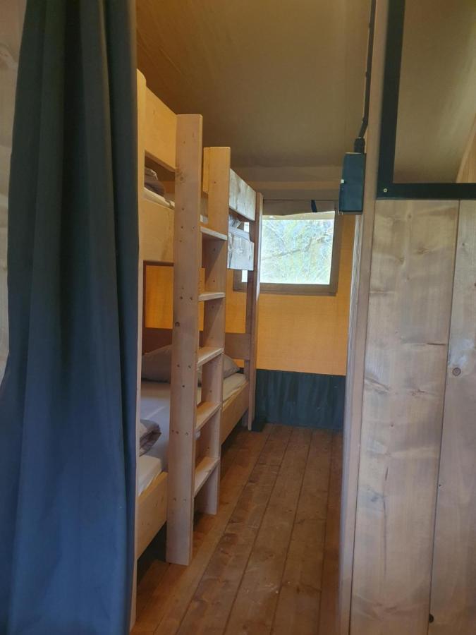 Luxury Safari Tents At Moulin Du Pommier Glamping & Camping Saulgond Екстериор снимка