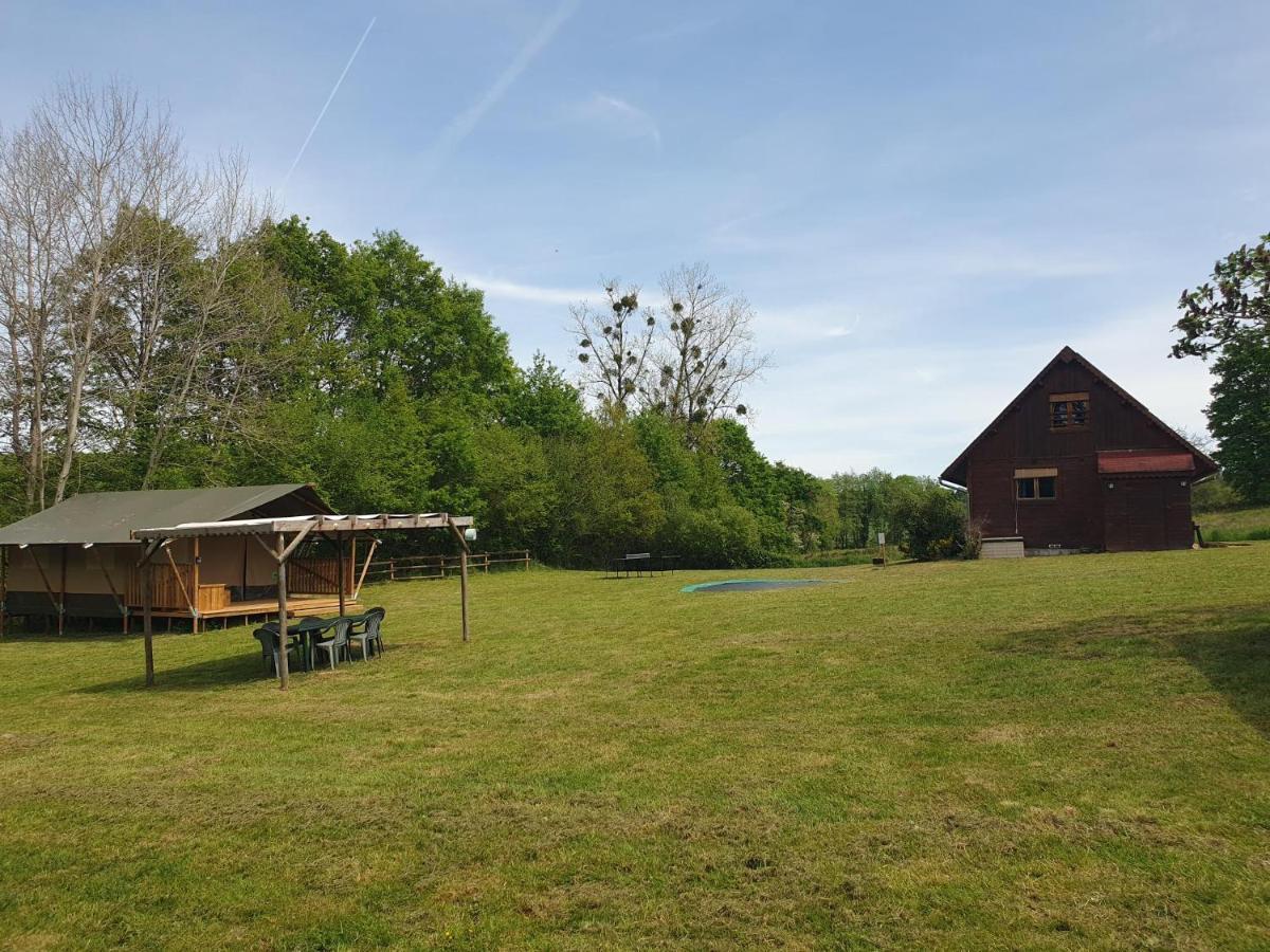 Luxury Safari Tents At Moulin Du Pommier Glamping & Camping Saulgond Екстериор снимка