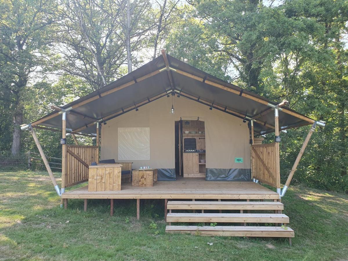 Luxury Safari Tents At Moulin Du Pommier Glamping & Camping Saulgond Екстериор снимка